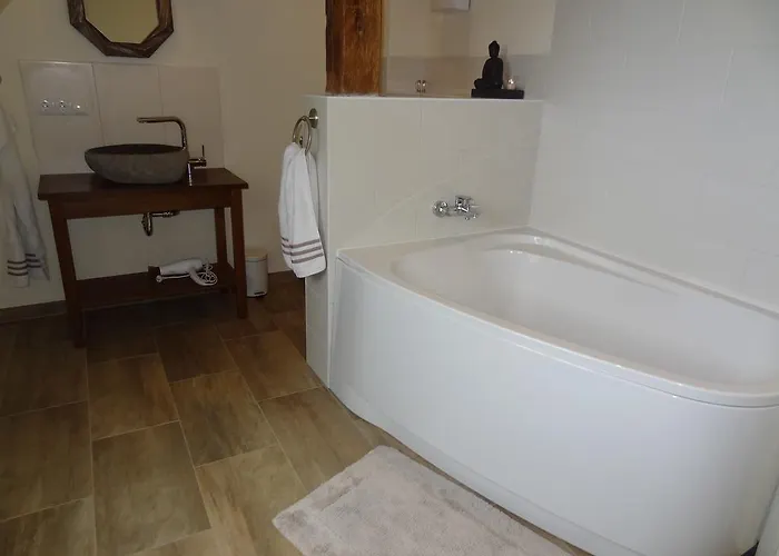 Marina Chic Apartment *